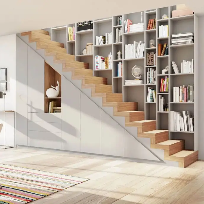 Meubles intégrés sur mesure en bois clair dans un salon à Allauch