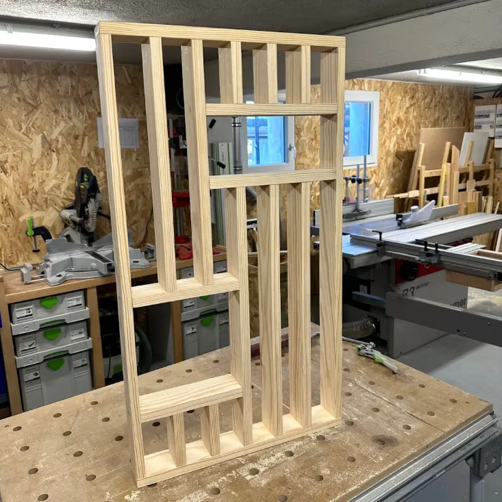 Fabrication d'un claustra destructuré en bois