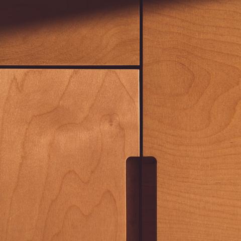 Facade meuble design en bois sur mesure à Marseille